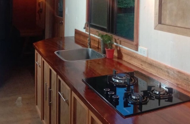 Romantic Floating Villa w/365 upper deck view— In Paridise!