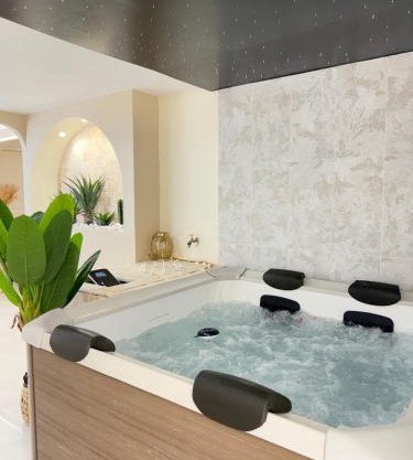Romantic Private Spa Suite - Casacocoonspa - Love room