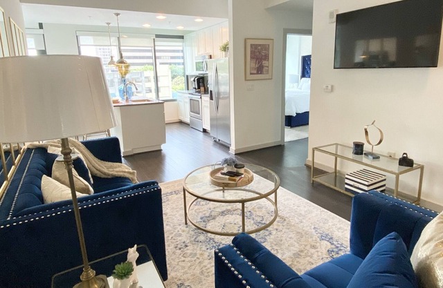 Romantic Upscale Buckhead 1bdrm Condo w/view