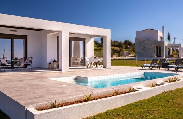 Romantic Villa Helidoni