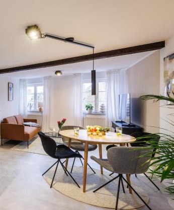 Romantik pur! Whirlpool! 2 Schlafzimmer! Klimatisiert! Gassenviertel - Fußgängerzone!