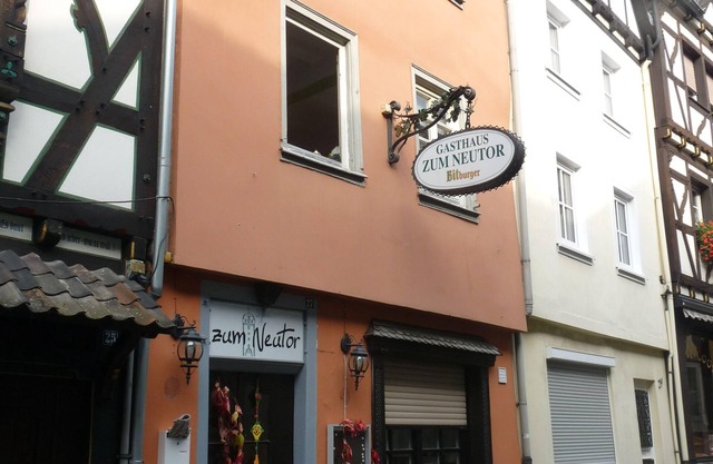 Casa romántica en Linz en el Rin