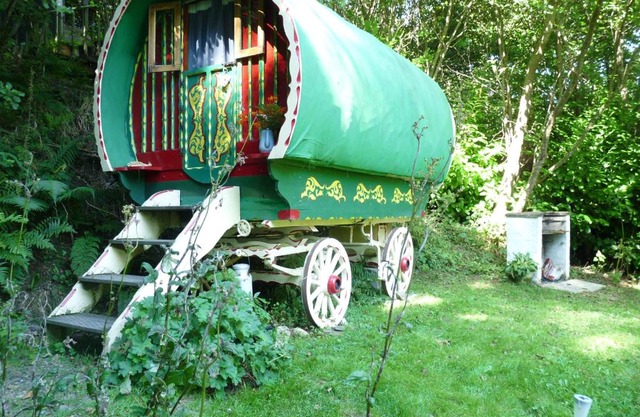 Romany Wagon & Cwtch