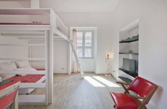 Coliseo de Roma relajarse apartamento wi-fi gratuito.