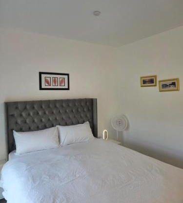 Romford Lux Rooms 20Mins to the London city