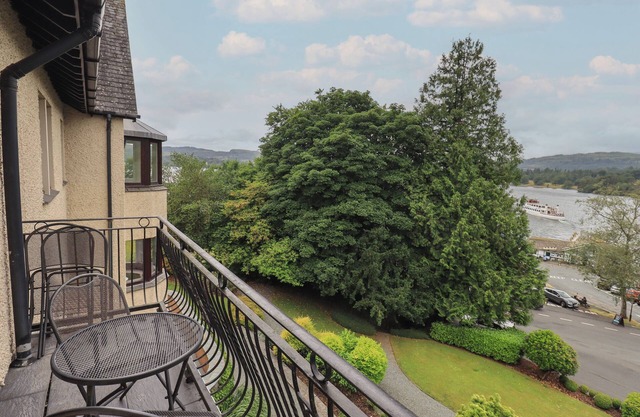 ROMNEY 17, family friendly, luxury holiday cottage in Ambleside