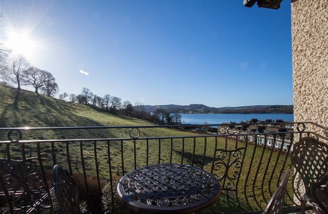 ROMNEY 22, family friendly, with a garden in Ambleside