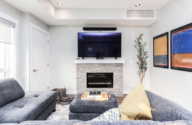 Rooftop Luxury Condo with Wrap Around Patio