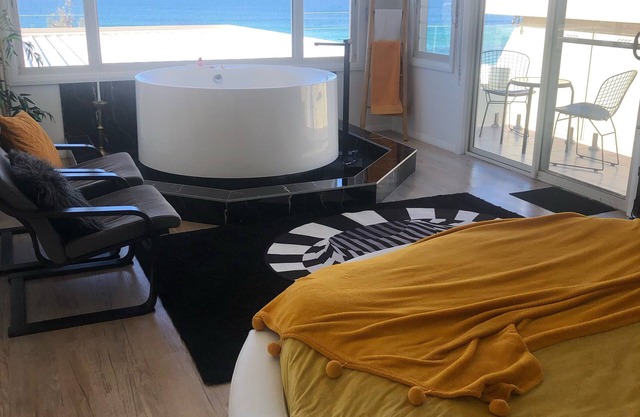 Suite de spa en la azotea Wavewatch
