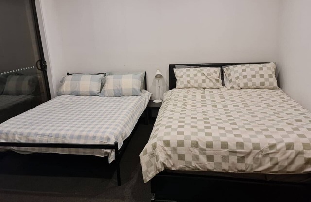 Room#1 queen, double and ensuite