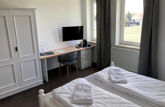 Room-24 - Zellwald