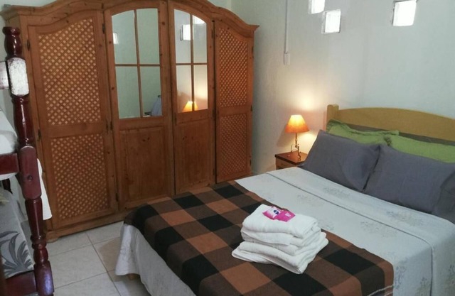 Room 4 - Beautiful guesthouse in a central location and surrounded by nature