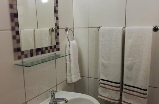 Room 5 - Beautiful guesthouse in a central location and surrounded by nature