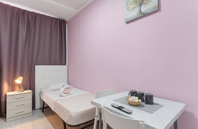 Habitación '7A 1' con Wi-Fi y aire acondicionado
