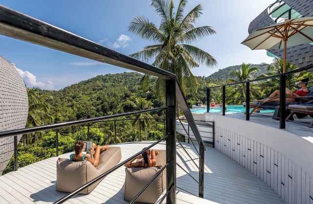 Room B6 - Panoramic Sea View