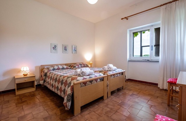 Habitación 'Camera Est' con piscina compartida, terraza compartida y Wi-Fi