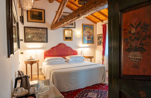 Habitación 'Casino Di Caccia 6' con piscina compartida, Wi-Fi y aire acondicionado