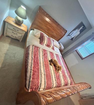ROOM CLOSE TO THE CITY, Airport, stadiums,casino, rocky steps
