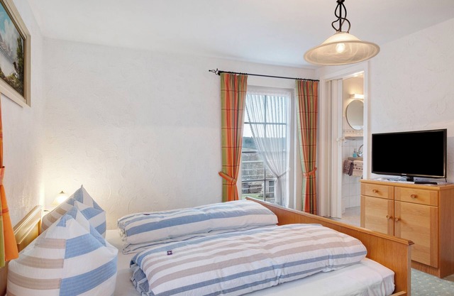 Habitación 'Doppelzimmer 1' con terraza compartida, balcón y Wi-Fi