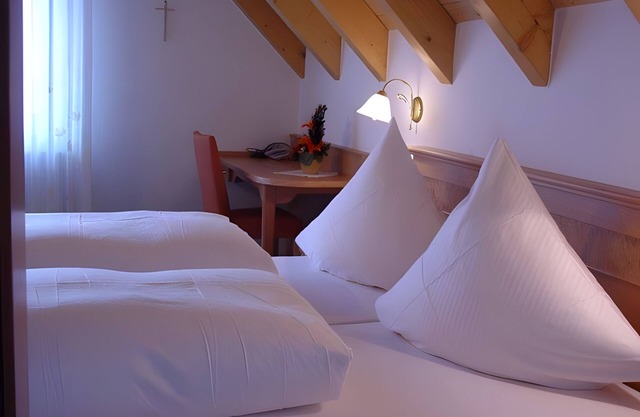 Room 'Doppelzimmer' with Shared Terrace and Wi-Fi