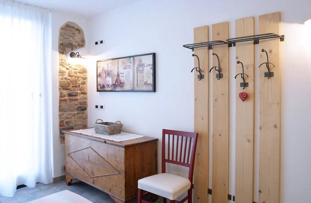 Habitación 'Doppia Piano Terra' con vistas a la montaña y terraza privada