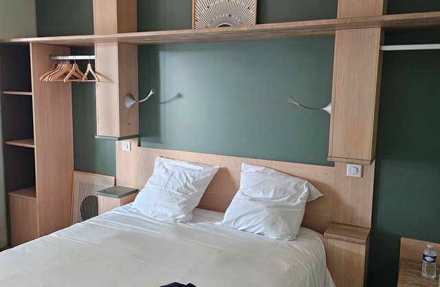 Room 'Double Room' with Shared Terrace, Wi-Fi and Air Conditioning