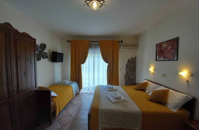 Habitación 'Family Con Vista' con balcón, Wi-Fi y aire acondicionado