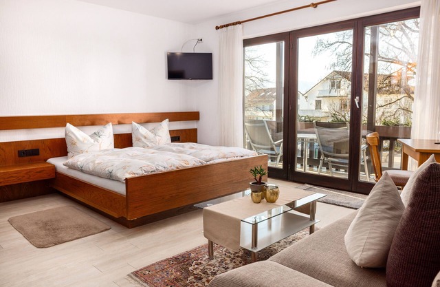 Habitación 'Gästezimmer 2' con balcón y Wi-Fi