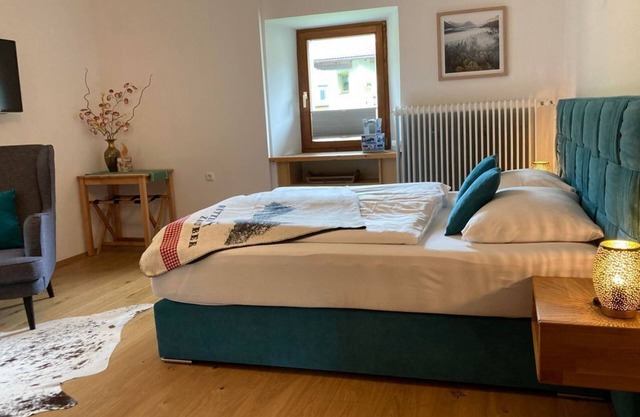 Room Heidekraut with breakfast - Standlgut