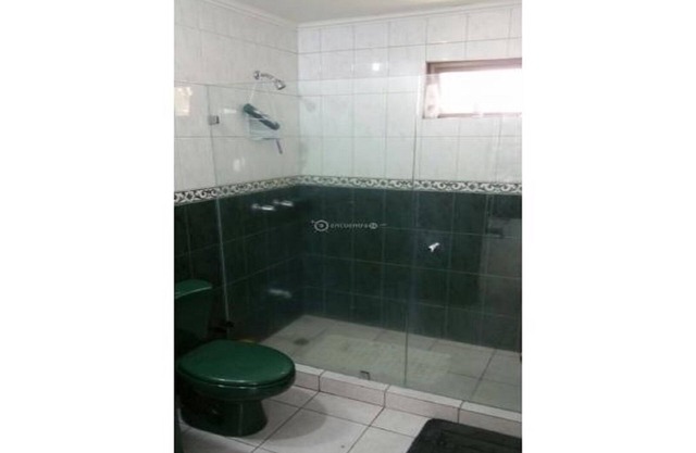 ROOM IN A HOUSE/HABITACION EN CASA