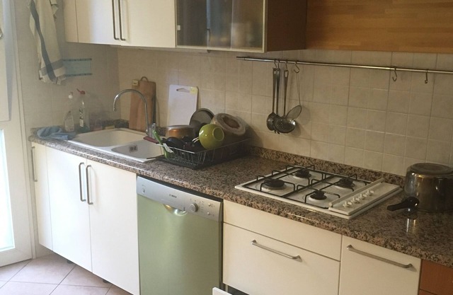 Room in Apartment - B&B in the Heart of the University Town of Padua for Short Summer Trips