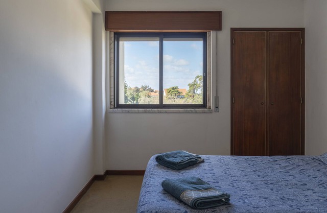 Room in Guest Room - Double Bedroom 2 In Sintra Centre Next To Olga Cadaval