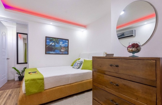 Room in Guest Room - Nice 1br-1bt With Common Picuzzi