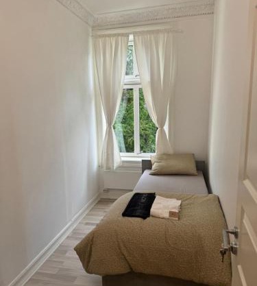 Room in the city center!