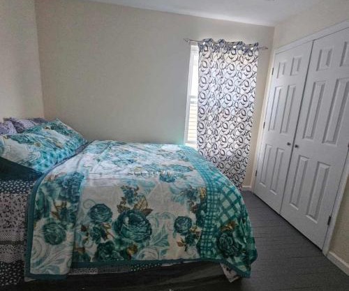 Room K Divine Villa and Resorts 5mins to EWR Airport and 4mins to Penn Station Newark, New York