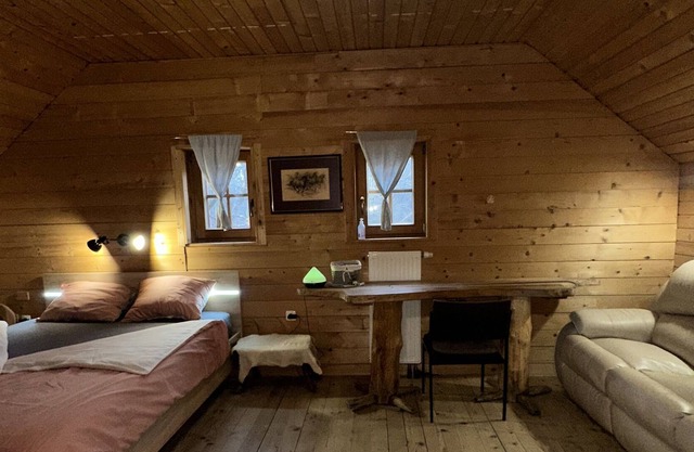 Room King at Ranch Kaja&Grom