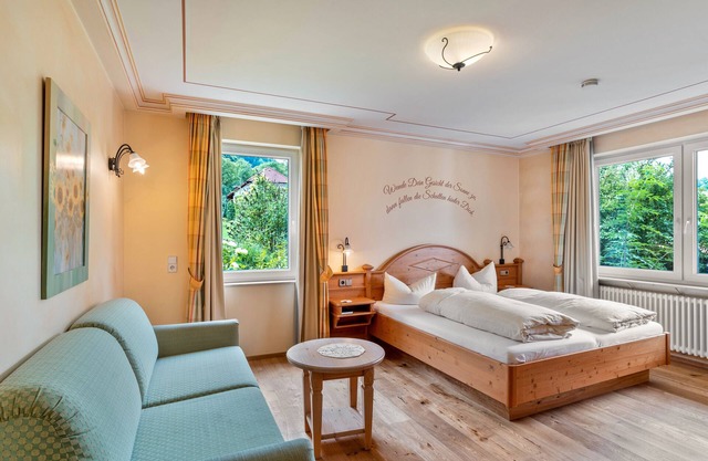 Habitación 'Landhauszimmer Sonnenzeit' con vistas a la montaña y Wi-Fi