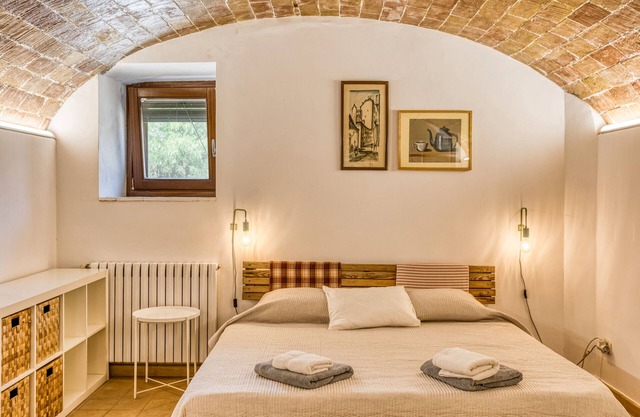 Habitación 'Marduix' con piscina compartida, terraza compartida y Wi-Fi