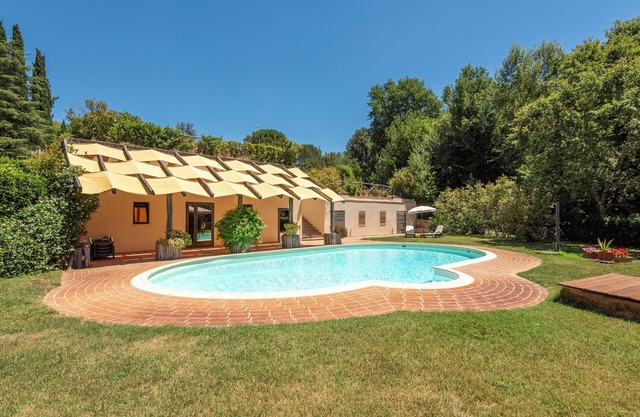 Habitación 'Marroneto - Suite' con vistas a la montaña, piscina compartida y Wi-Fi