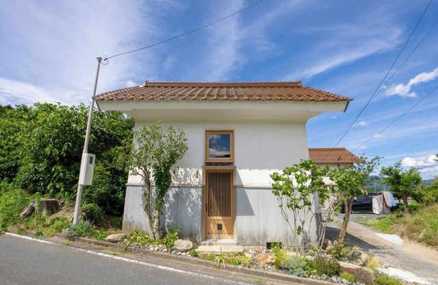 Room only Stay in a 70yearold storehouse that / Ochigun Shimane
