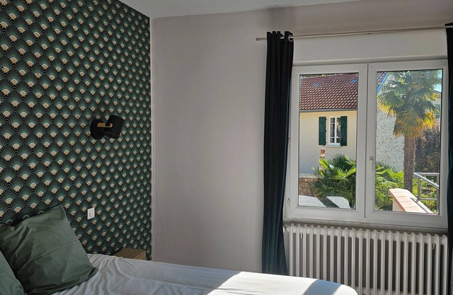 Room 'Room 7' with Shared Terrace, Wi-Fi, and Air Conditioning
