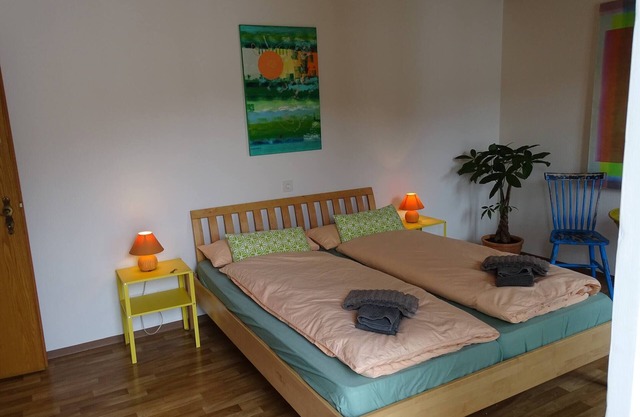 Room-room "dorfplatz" in BnB