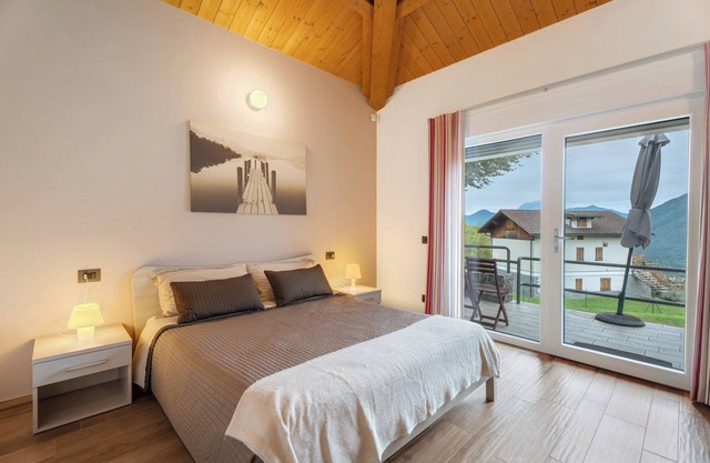 Habitación 'Rosa' con vistas a la montaña, terraza privada y Wi-Fi