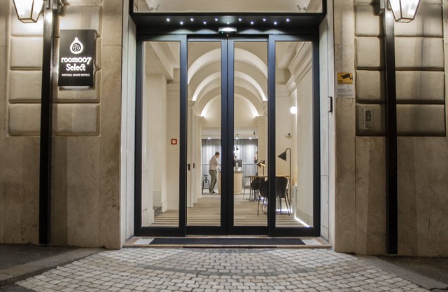 Room Select Via Veneto