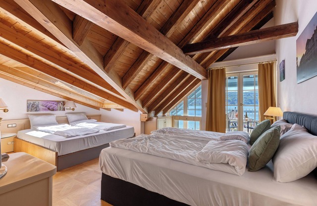 Habitación 'Suite Mit Seeblick U Balkon' con vistas al lago, terraza compartida y Wi-Fi