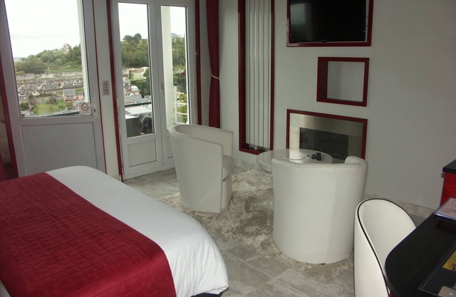 Room with double balneo duo, terrace sea view, Le Tréport, Mers les bains