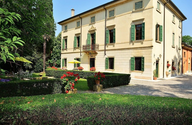 Habitaciones en villa del siglo XIX en Valpolicella