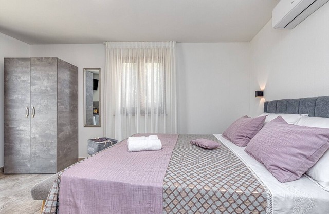 Rooms Nilda / Luxury Double Bedroom No.1