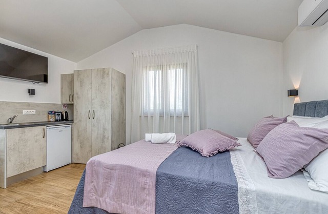 Rooms Nilda / Luxury Double Bedroom No.2