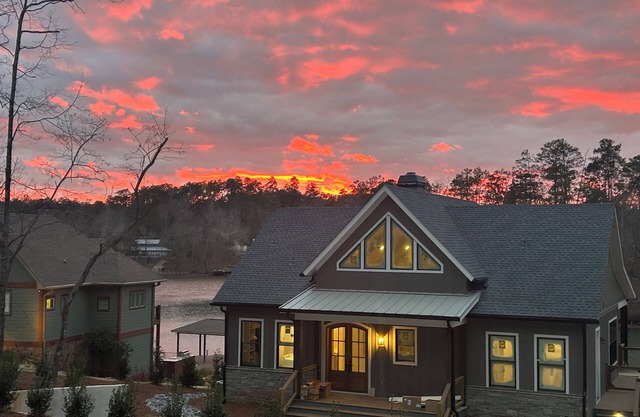 Roomy 5 bedroom lake house tucked in a private deep water cove on Lake Martin.